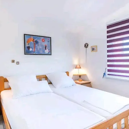 Summer Oasis Apartment